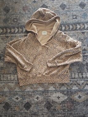 Abercrombie & Fitch Leopard Cropped Hoodie
